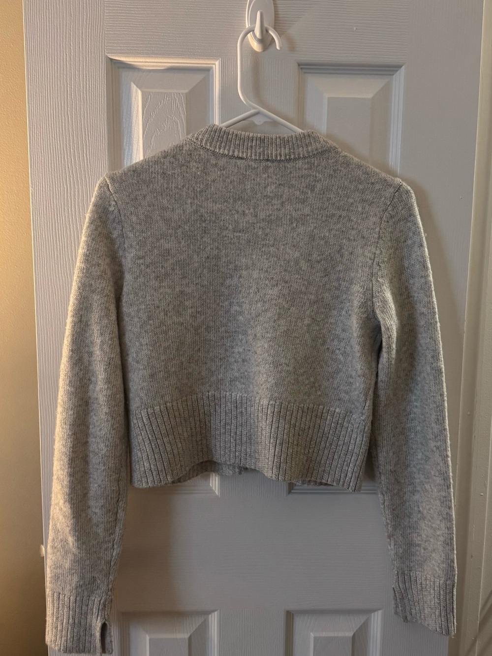 Express Light Gray Button-Front Cropped Cardigan - Picture 3 of 3